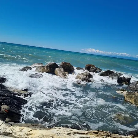 A Quinto A Un Passo Dal Mare Genua